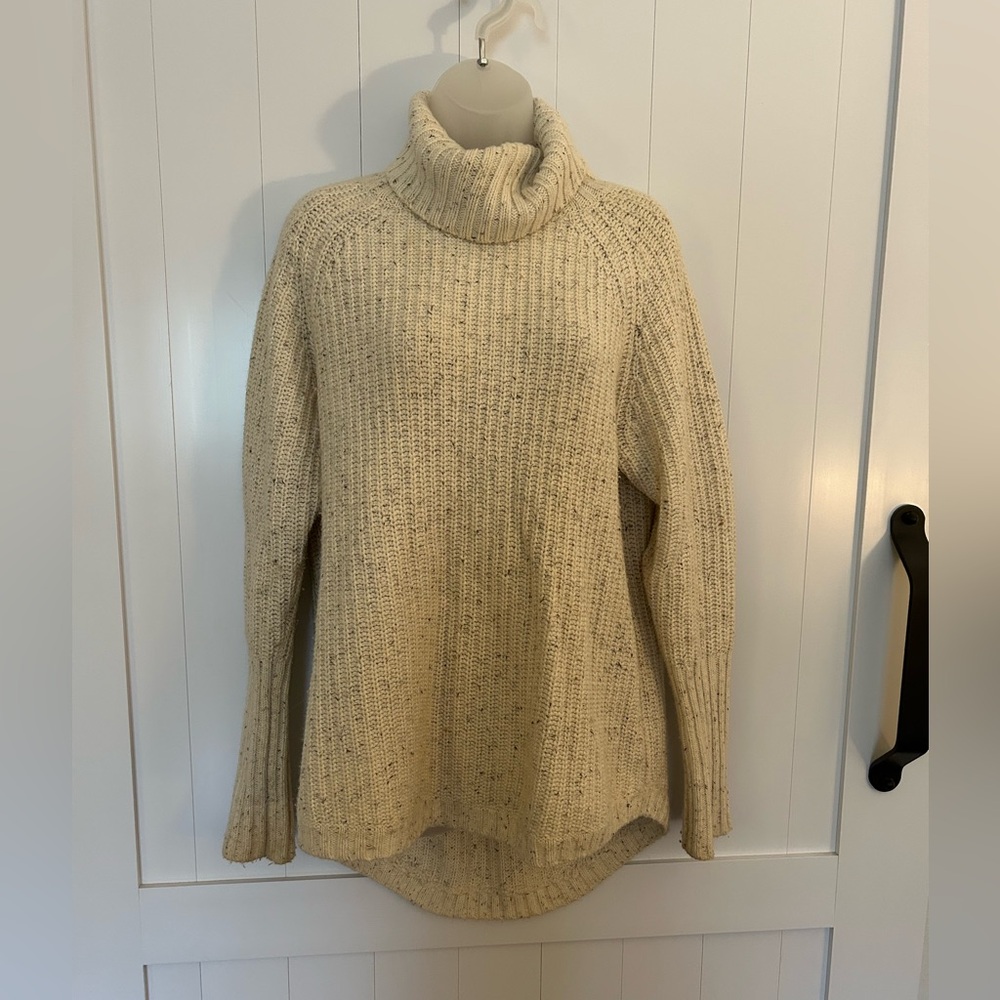 H&M Cream Speckled Turtleneck Sweater